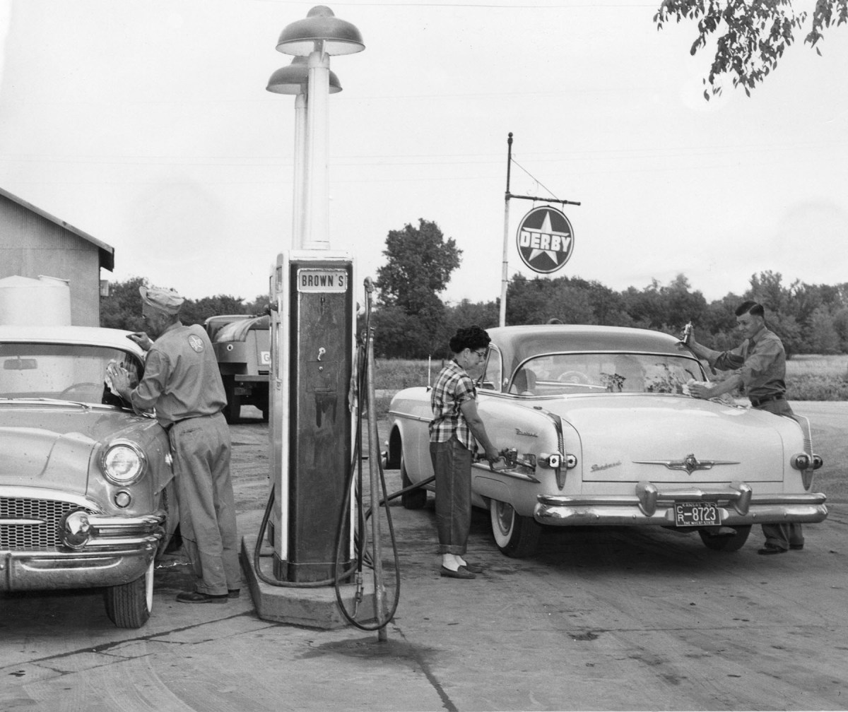 Ross Brown Oil Company, Harveyville, Kansas