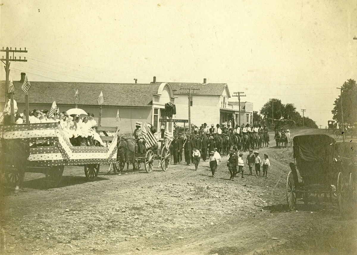July 4th Parade, Alta Vista, Kansas - 1905