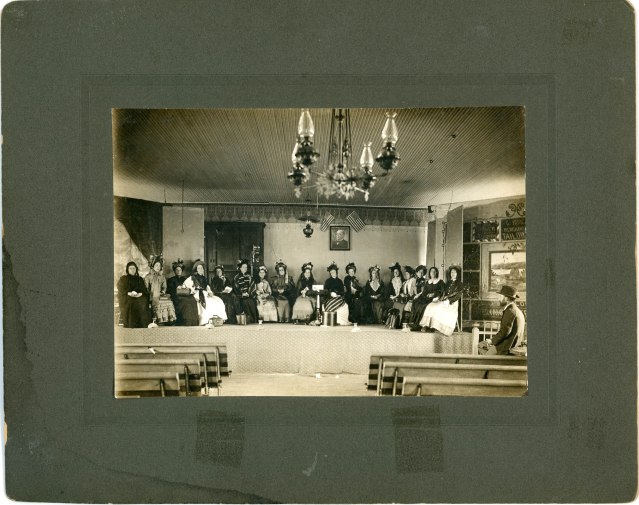 Main St 100 Falk Opera House Interior012